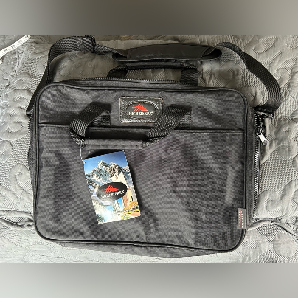 NWT High Sierra Nylon Briefcase/Laptop Attache Case. Black 17” X 13”